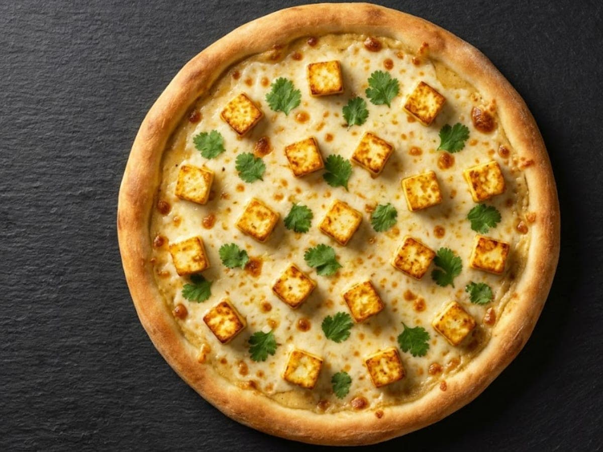 Butter Paneer Pizza